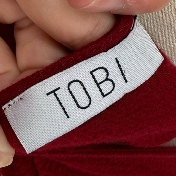 Y2K Vintage TOBI Burgundy Guipure Lace Trim Halter Crop Top, Size S - Picture 4 of 6